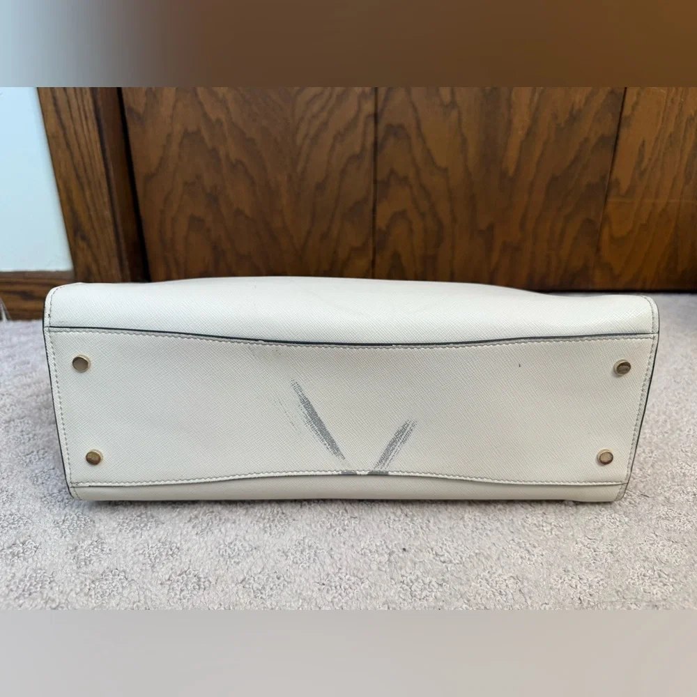 Kate Spade Perry Medium Satchel Bag Warm Beige Saffiano Leather Black Straps